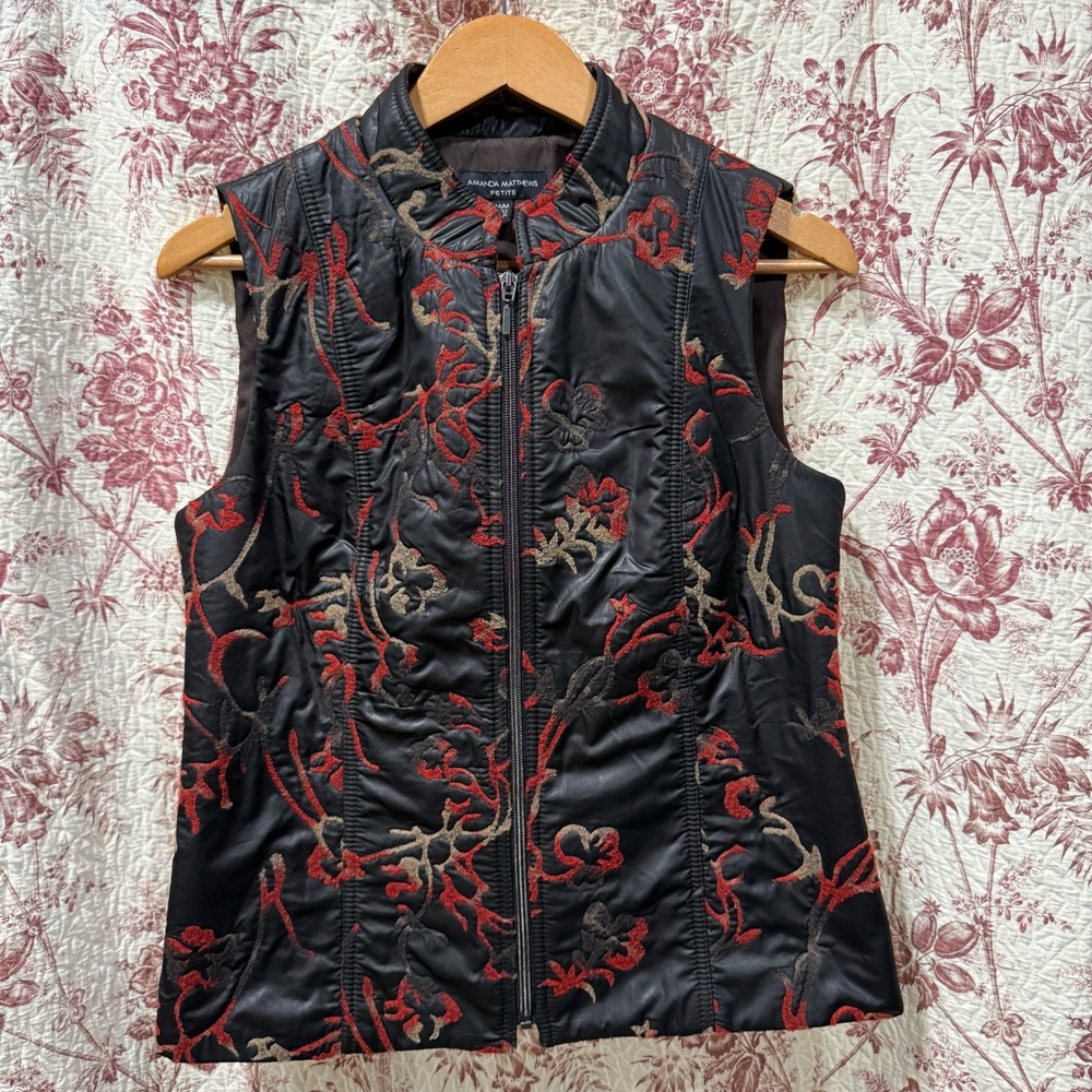 Amanda Matthews Petite Quilted Floral Zip Vest M